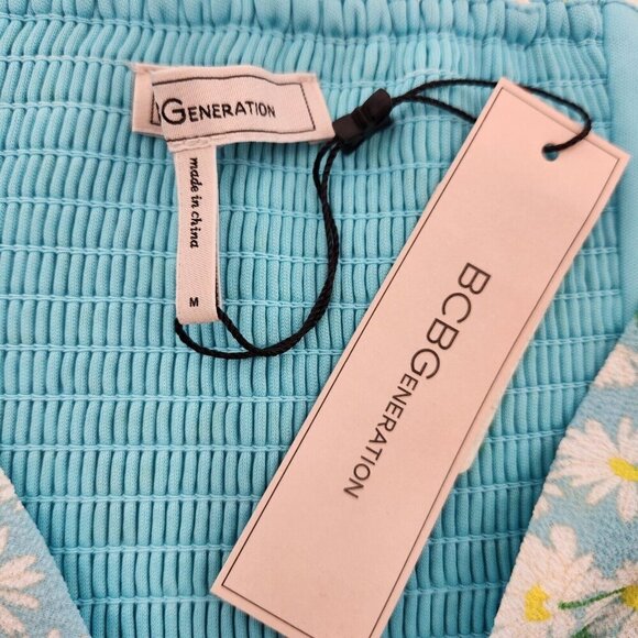 BCBGeneration Womens Size Medium Retro Daisy Garden Knot Front Crop Top - Picture 2 of 6